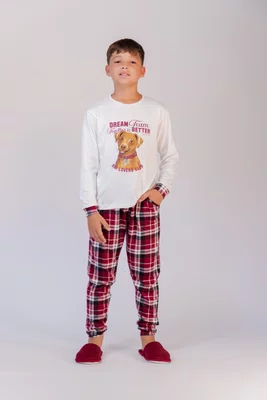 Pijama Masculino Juvenil  Suede Estampa Caramelo no 12 e 14 e escrita Dream Team together is better no 16 e 18